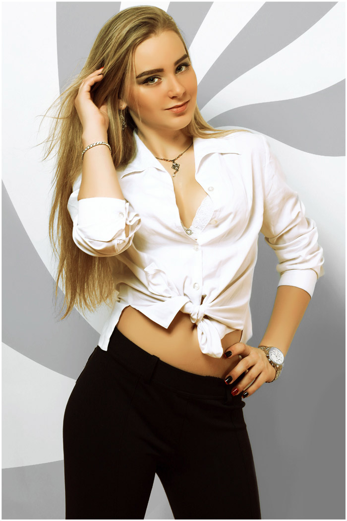 Blonde model photo